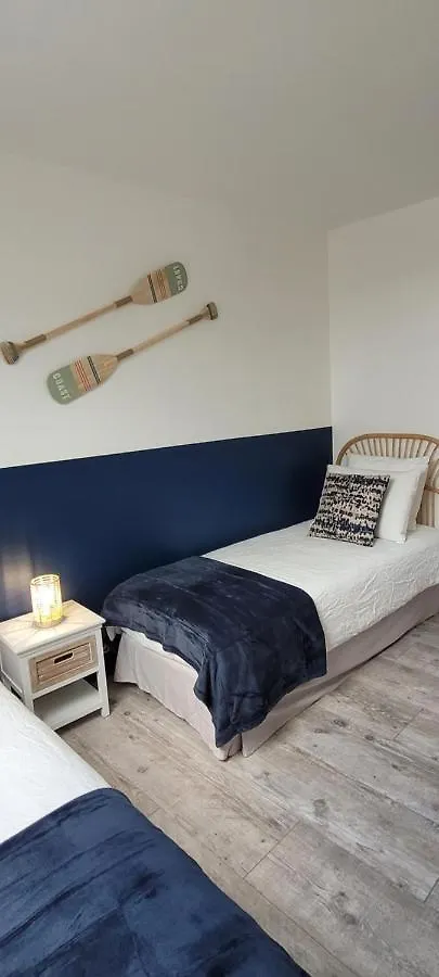 Parenthese Bed and Breakfast Le Vivier-sur-Mer 0*,  Frankrijk